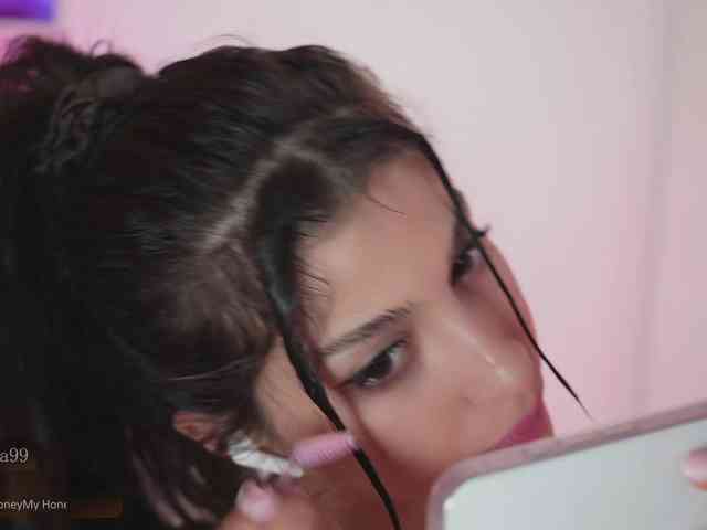 -Madi- webcam