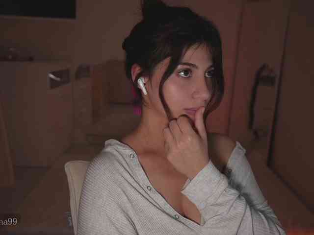 -Madi- webcam