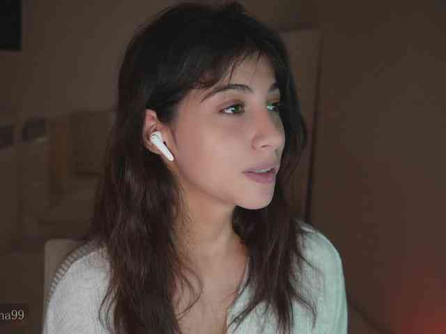 -Madi- webcam