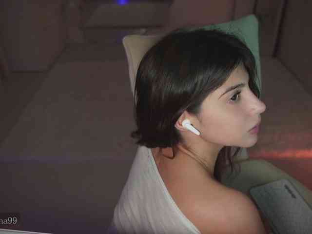 -Madi- webcam