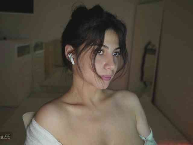 -Madi- webcam