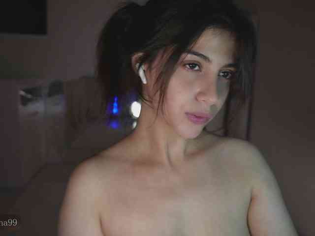 -Madi- webcam