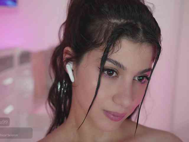 -Madi- webcam