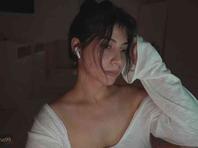 -Madi- webcam