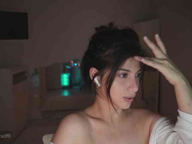 -Madi- webcam