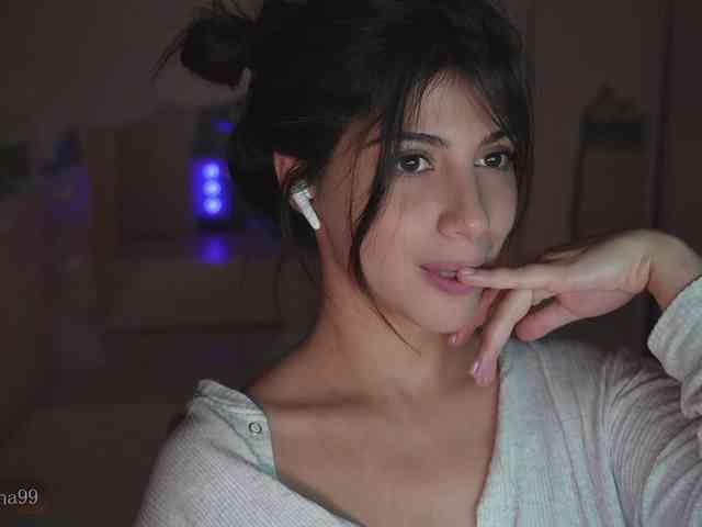 -Madi- webcam