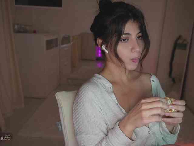 -Madi- webcam