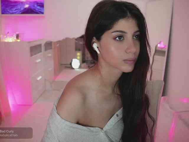 -Madi- webcam