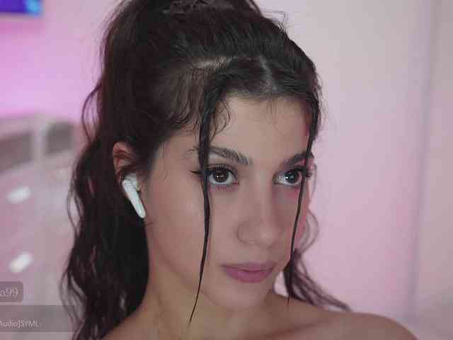 -Madi- webcam