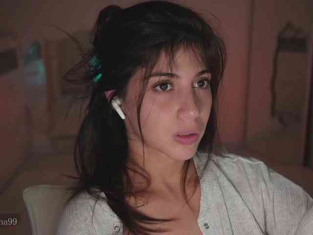 -Madi- webcam