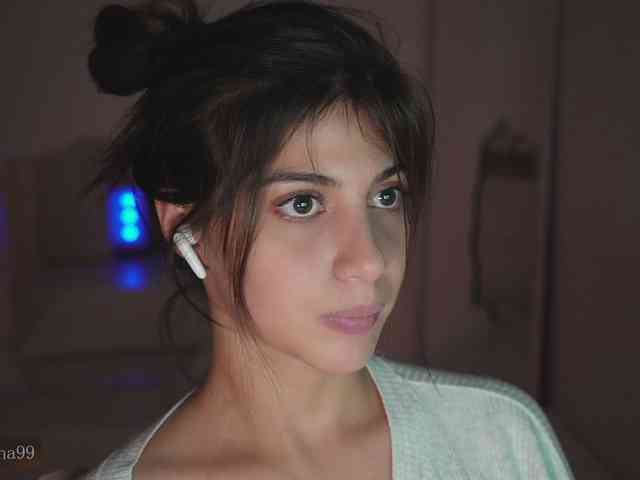 -Madi- webcam