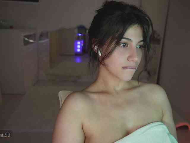-Madi- webcam