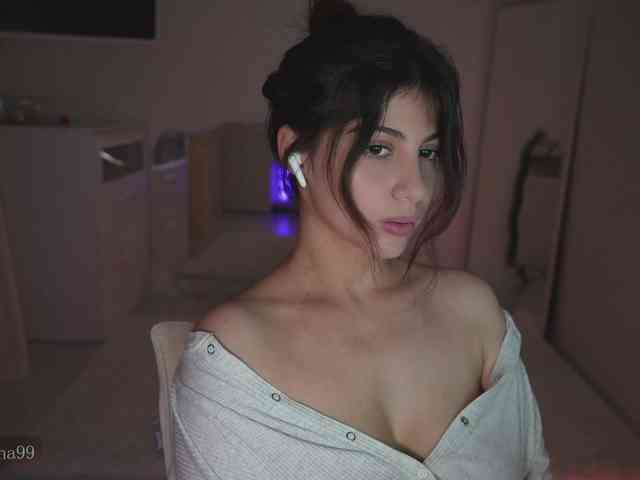 -Madi- webcam