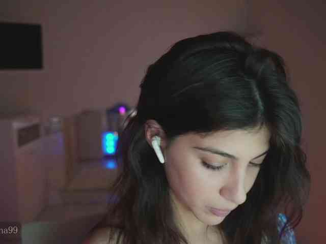 -Madi- webcam