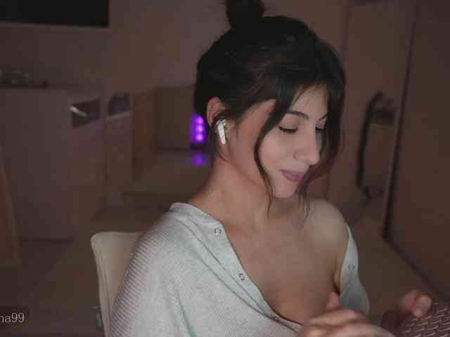 -Madi- webcam
