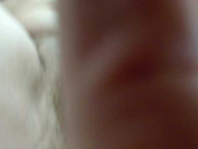 Lolaxx-x's BongaCams show and profile