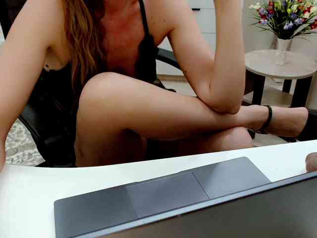 JuicyGloss webcam