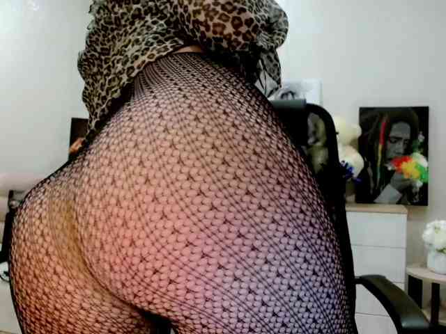 JuicyGloss webcam