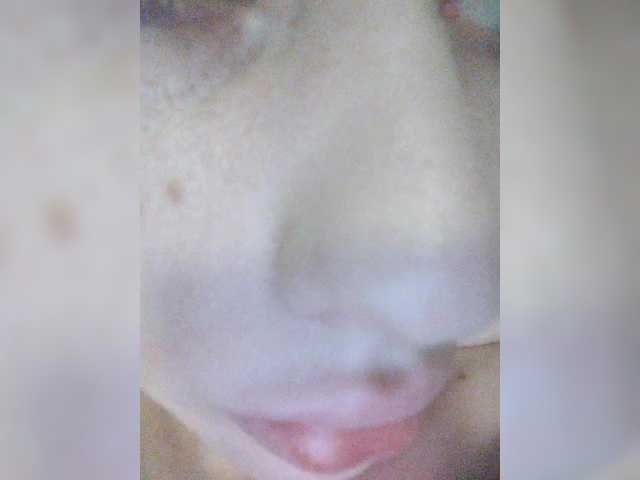 Alexi12's BongaCams show and profile