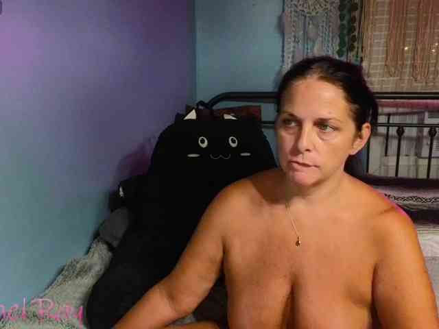 RachaelRay69 webcam