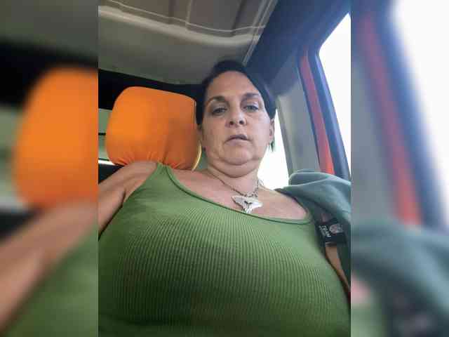 RachaelRay69 webcam