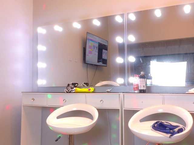 farianajulie's BongaCams show and profile