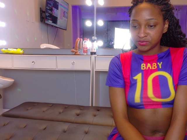 farianajulie's BongaCams show and profile