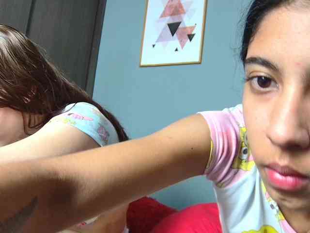 FarianaJulie webcam