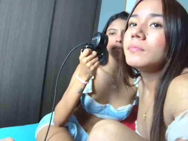FarianaJulie webcam