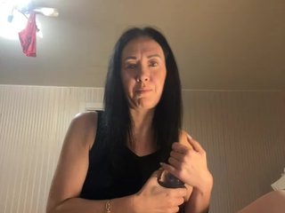 Karolina_Milf Porn Show