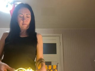 Karolina_Milf Porn Show