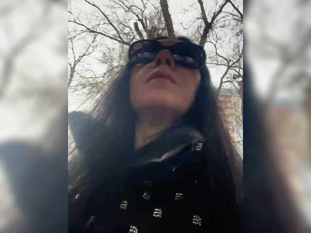 эросцена KarolinaMilf