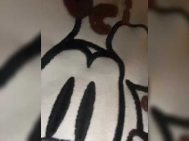 KarolinaMilf's BongaCams show and profile