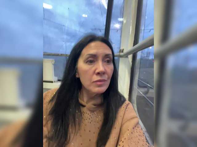 KarolinaMilf's BongaCams show and profile