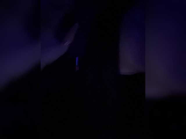 KarolinaMilf's BongaCams show and profile