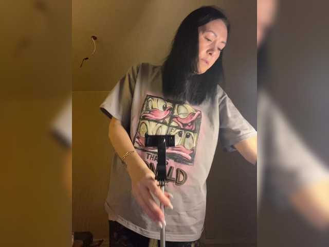 KarolinaMilf's BongaCams show and profile