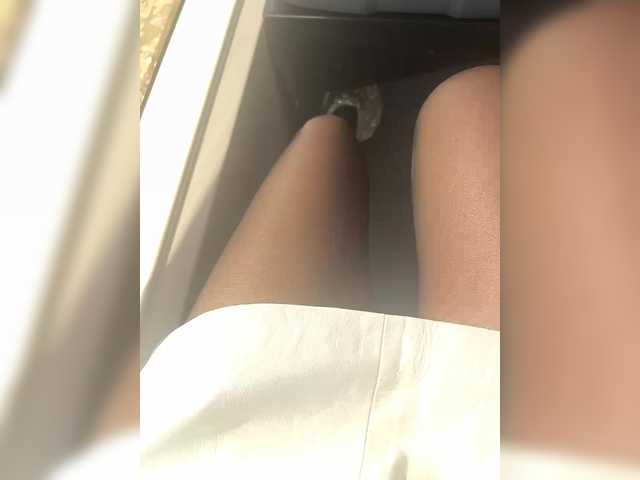 KarolinaMilf's BongaCams show and profile