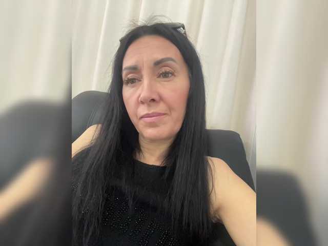 KarolinaMilf's BongaCams show and profile