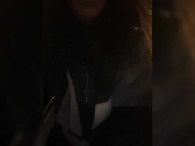 KarolinaMilf's BongaCams show and profile