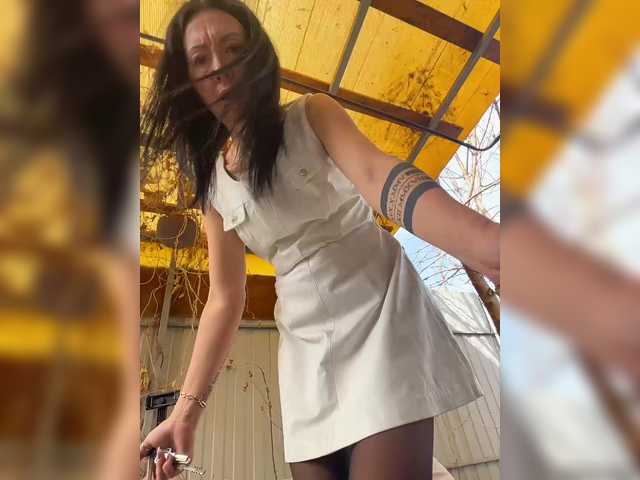 KarolinaMilf's BongaCams profile