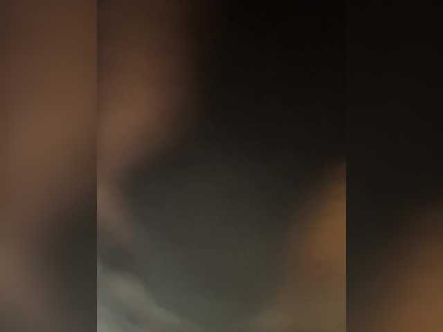 KarolinaMilf live cam profile