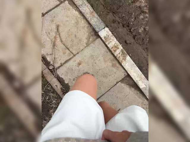 KarolinaMilf's BongaCams show and profile