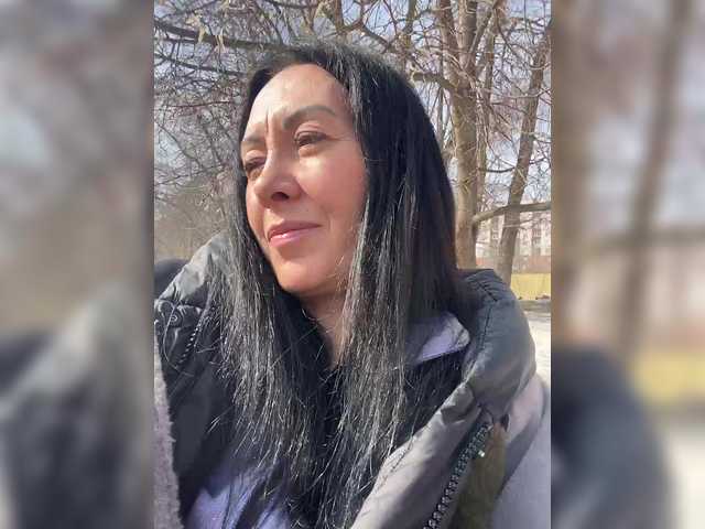 KarolinaMilf's BongaCams show and profile