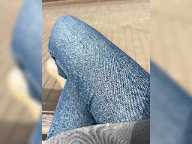 KarolinaMilf's BongaCams show and profile