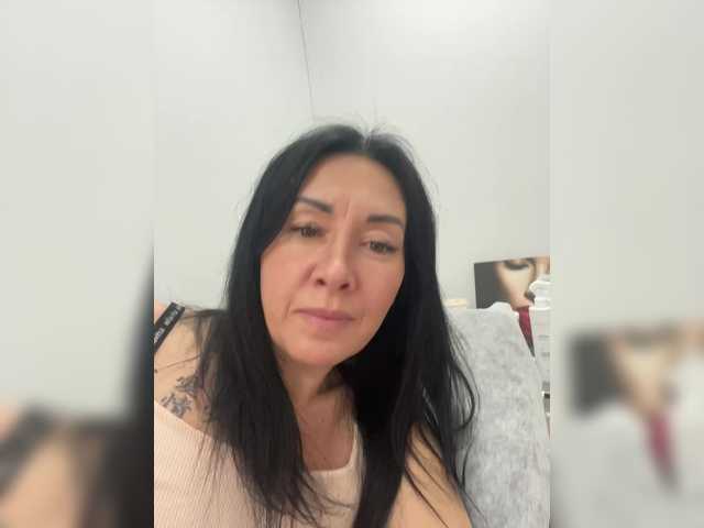 Karolina_Milf webcam