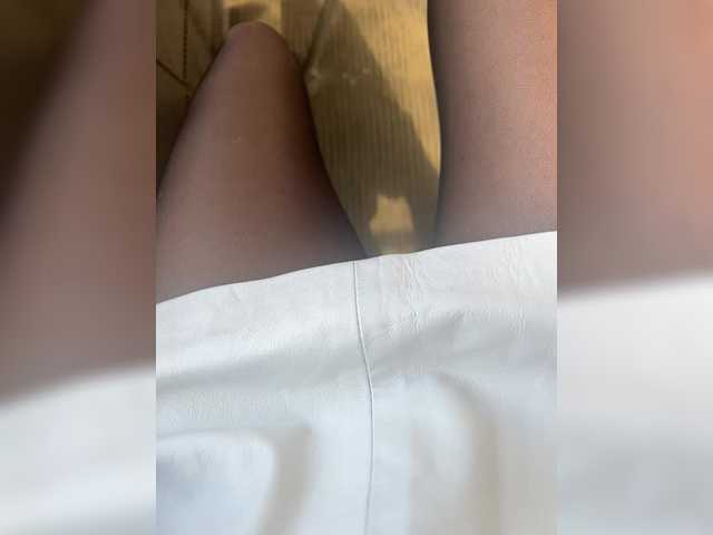 KarolinaMilf's BongaCams show and profile