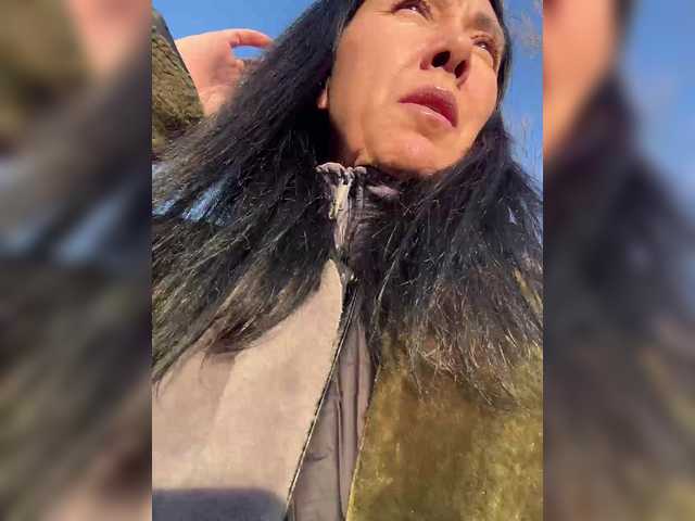 KarolinaMilf's BongaCams show and profile