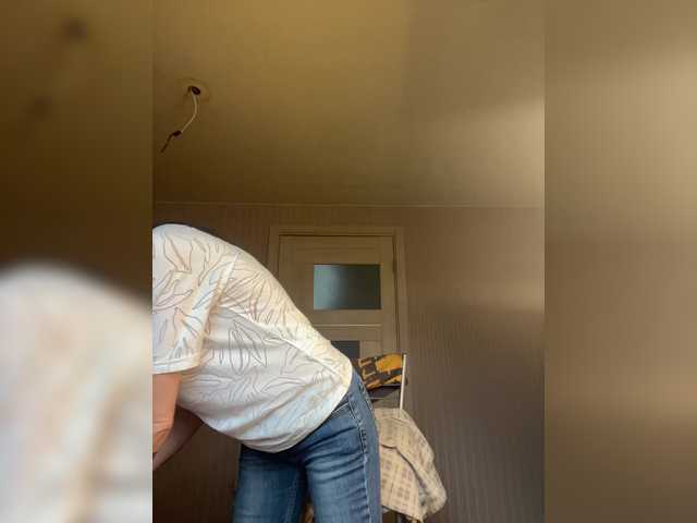 KarolinaMilf's BongaCams show and profile