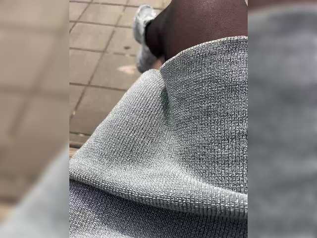 KarolinaMilf's BongaCams show and profile