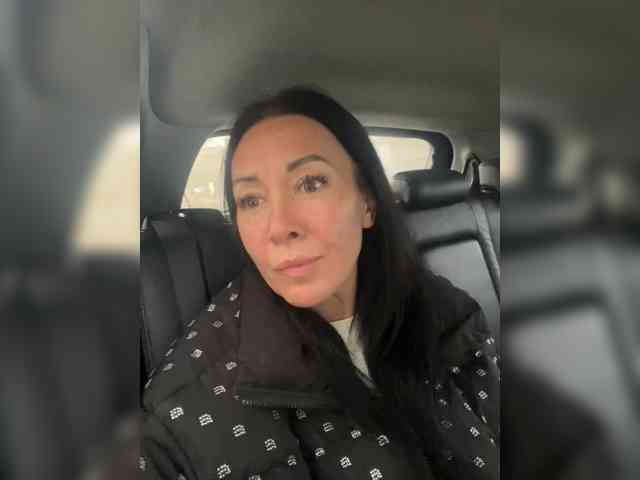 Karolina_Milf webcam
